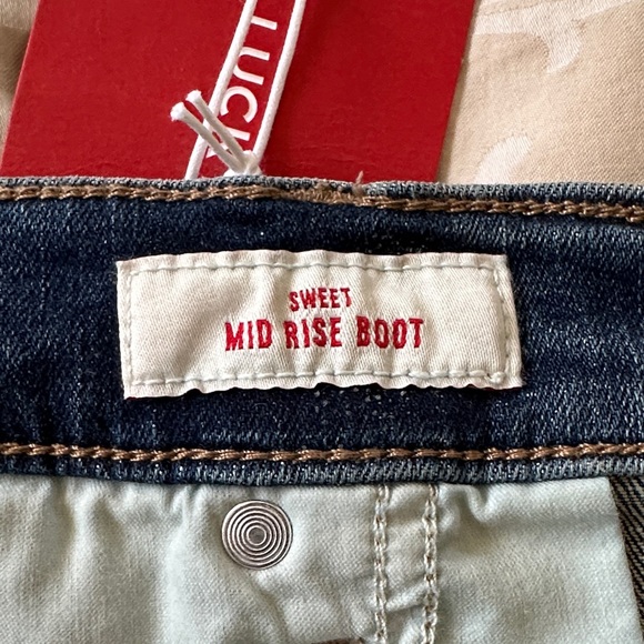 Lucky Brand Indigo Sweet Mid Rise Boot Cut Jeans. Size 20/ 35r. - Picture 11 of 12